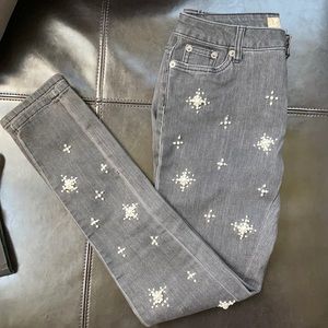 Hybrid jeans with pearl detailing